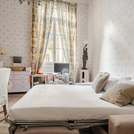 Apartment A 200m Uffizi - 90m Ponte Vecchio